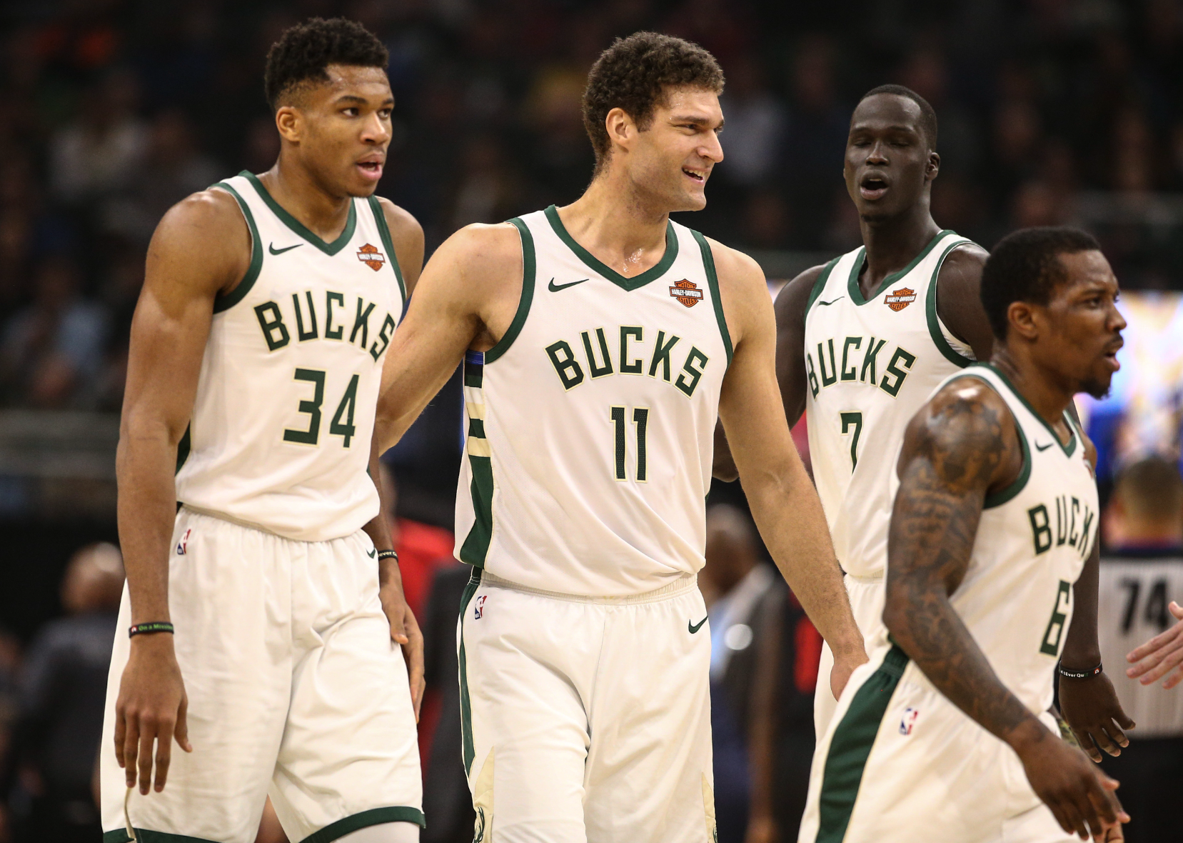 9体育-今晨广州队备战全明星赛印第安纳步行者防线松动备战NBA总决赛，现场解说直呼：莱比锡队长鼓劲备战国王杯